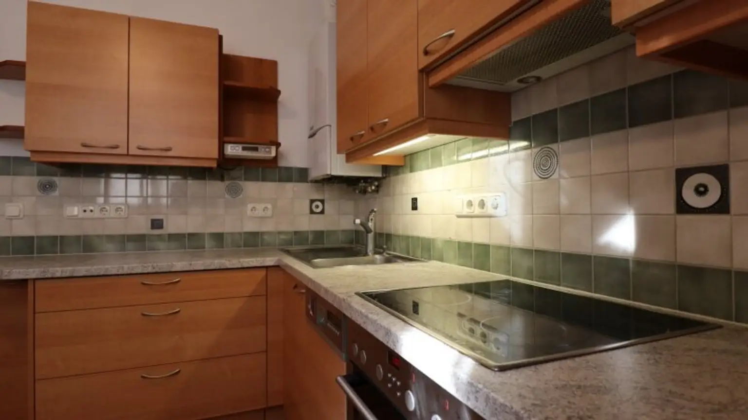 Sonnige 3-Zimmer-Wohnung mit Süd-Balkon im Nibelungenviertel