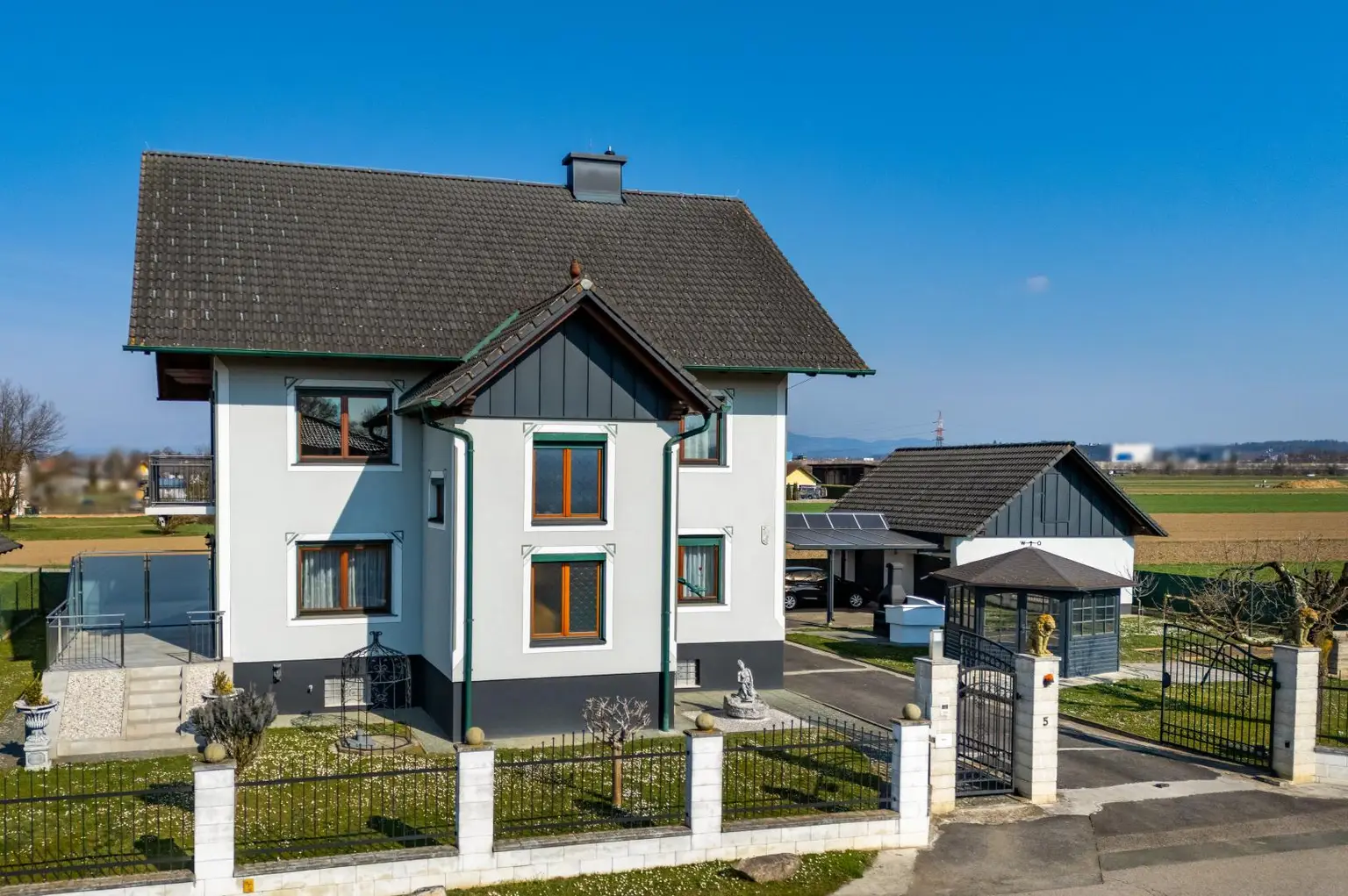 Luftbild Südansicht