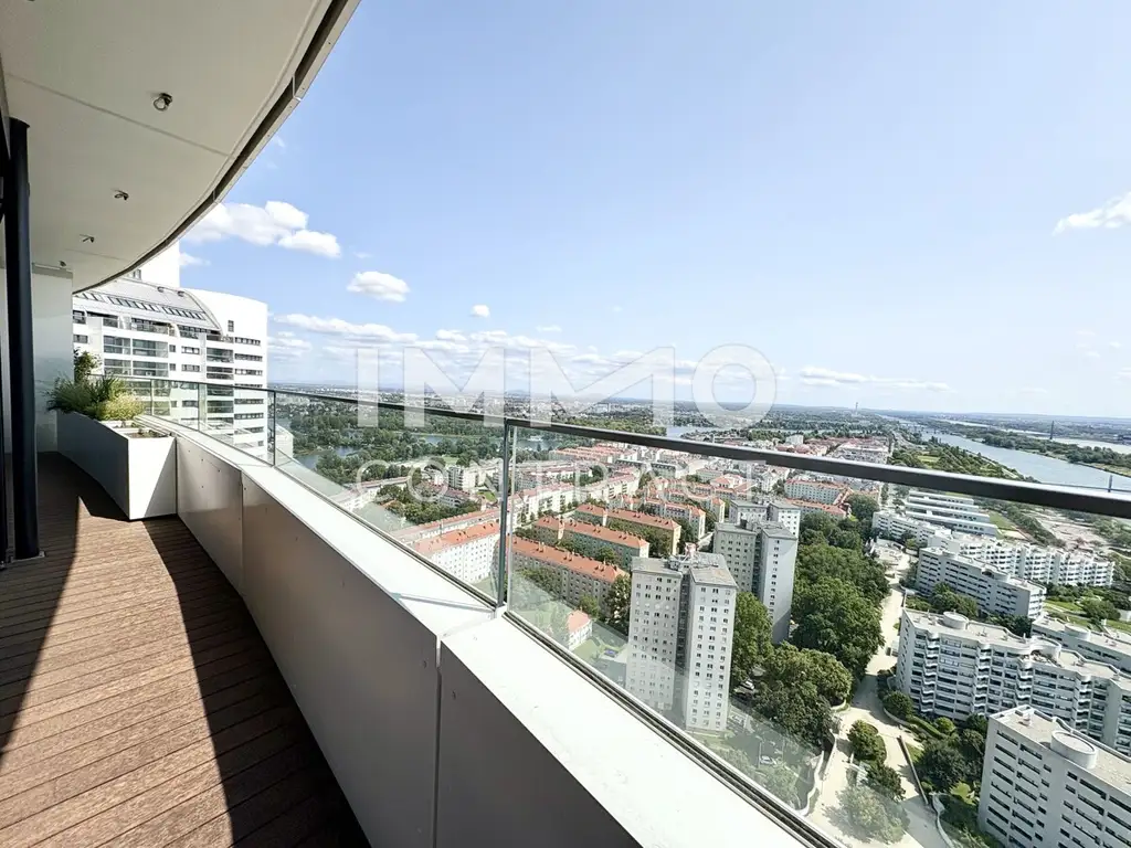 NEU & ERSTBEZUG: Gemütliche Dreizimmer-Wohnung mit viel Ruhe & Sonne (Pool, Gym, Spa, Shop, Lounges)