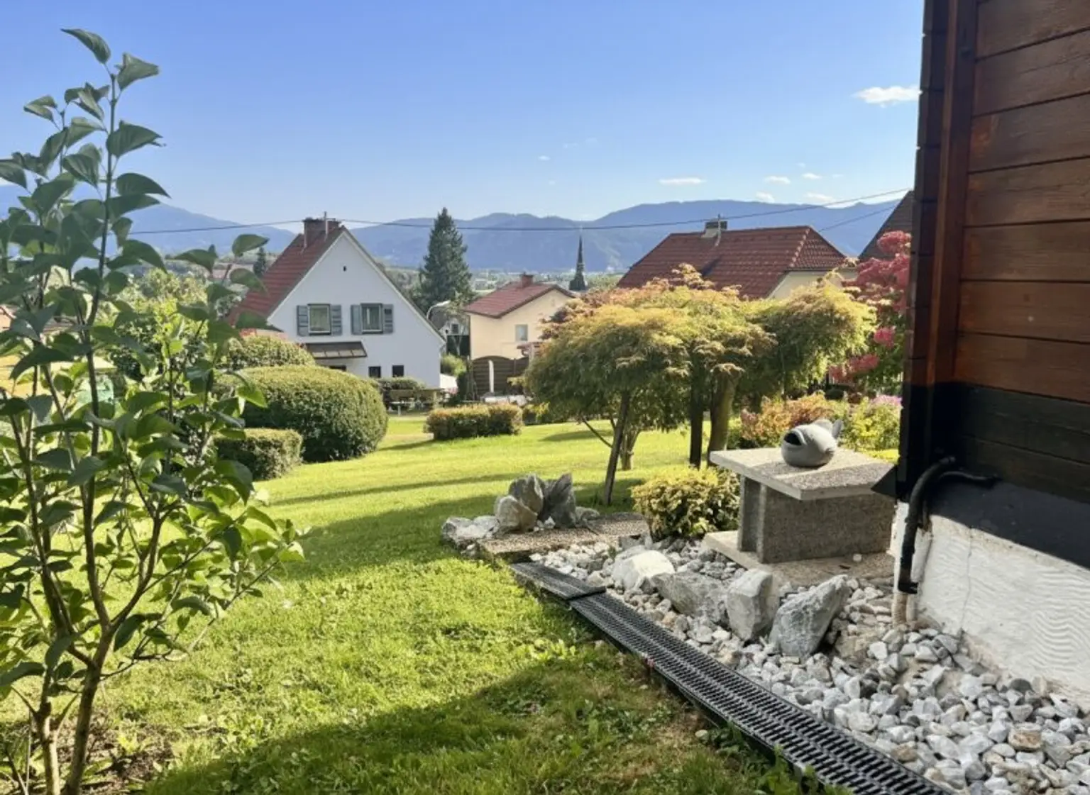 gemütliches Wohnhaus in schöner Wohngegend und toller Aussicht