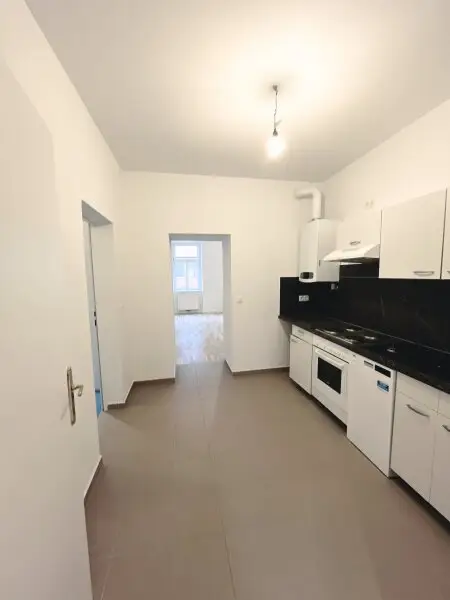 Freundliche und effiziente 3-Zimmerwohnung in schön saniertem Haus