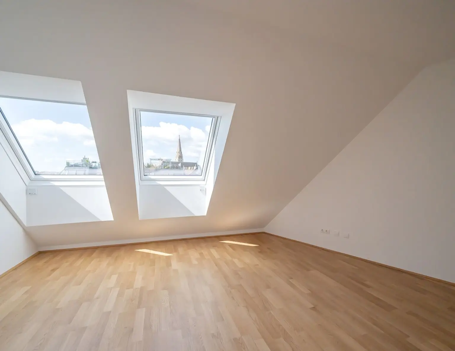 Erstbezug. Hochwertige, klimatisierte Drei-Zimmer-Dachgeschoßwohnung mit Terrasse - sofort verfügbar -zu mieten in 1170 Wien
