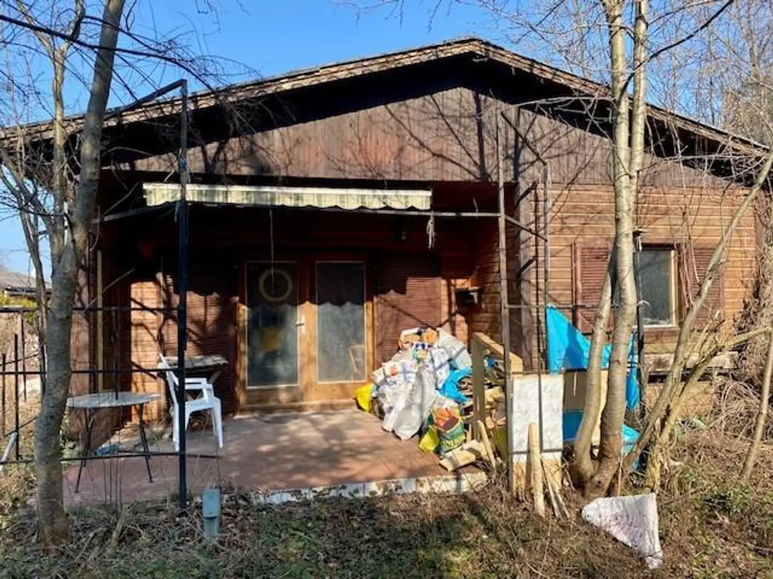 Überdachter Terrassenplatz