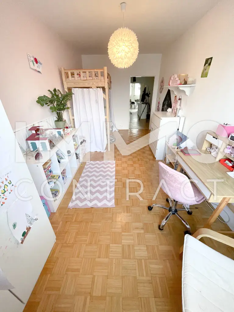 WARMMIETE! IDEALE WG ODER FAMILIENWOHNUNG  MIT LOGGIA! 4 ZIMMER + SEPARATE KÜCHE!