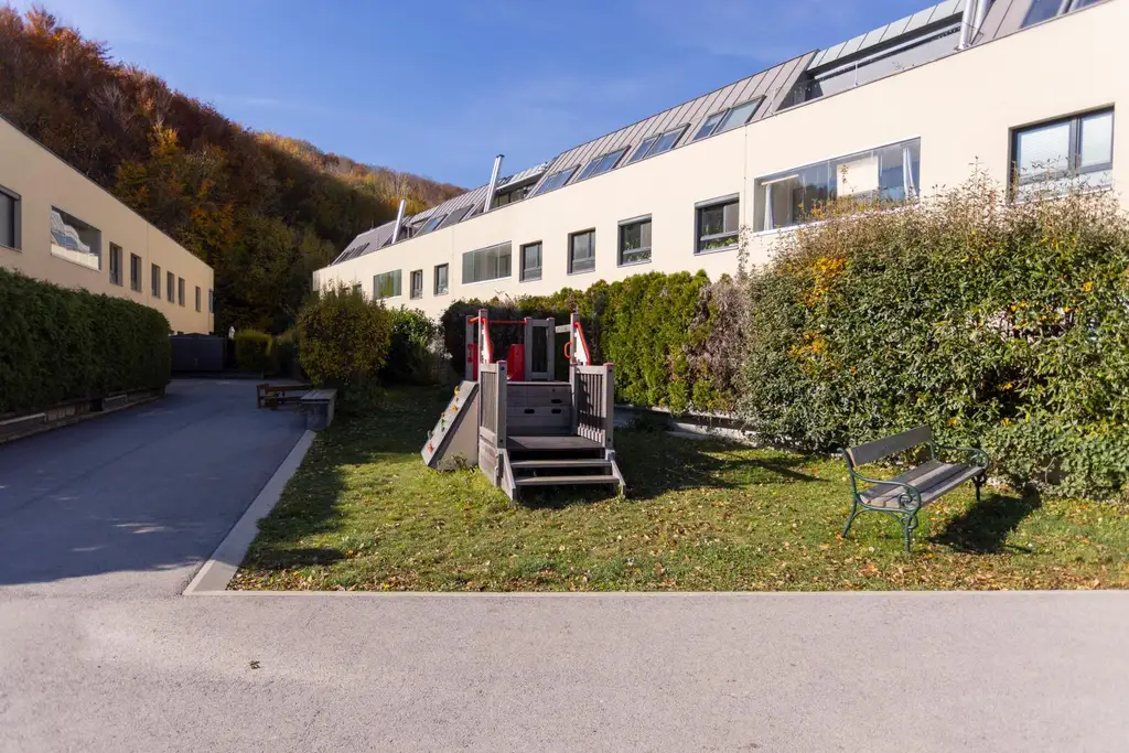Helle 3-Zimmer-Wohnung mit Loggia in ruhiger Grünlage von Mauerbach