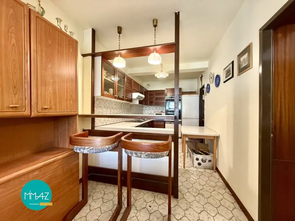 Ausgezeichnete Infrastruktur & perfekter Grundriss! Helle 3-Zimmer Wohnung im 4. Liftstock mit Südwest-Loggia im Herzen Penzings!