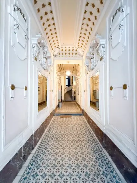 Repräsentative 3-Zimmer Altbauwohnung mit hohen Räumen und edlem Charme – 1040 Wien