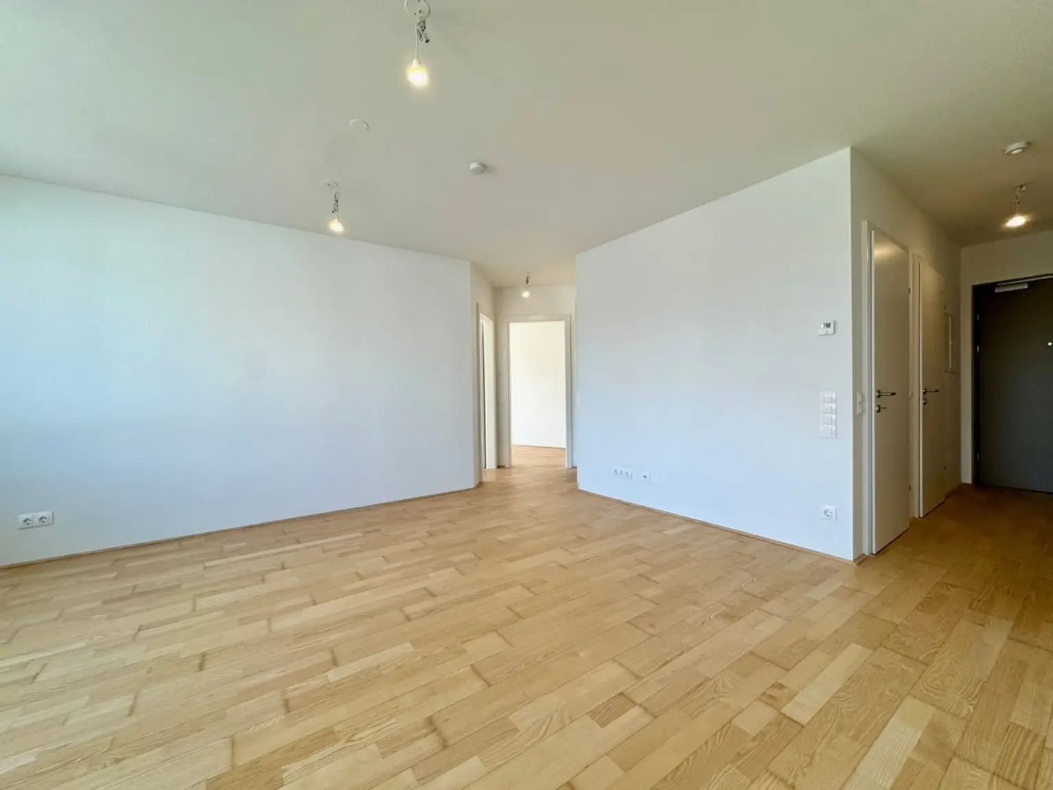 J | ++ NEU ++ Sonnige 3-ZIMMER mit WOHNGEFÜHL & CHARM | Prima Service Immobilien