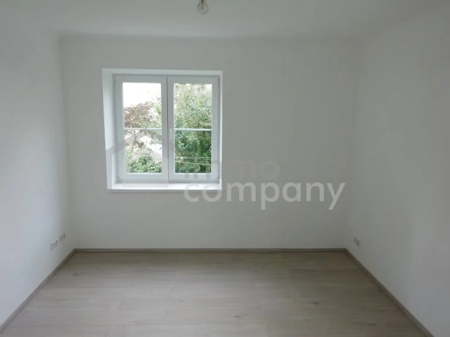 ETW- 3 Zimmer mit Garten!