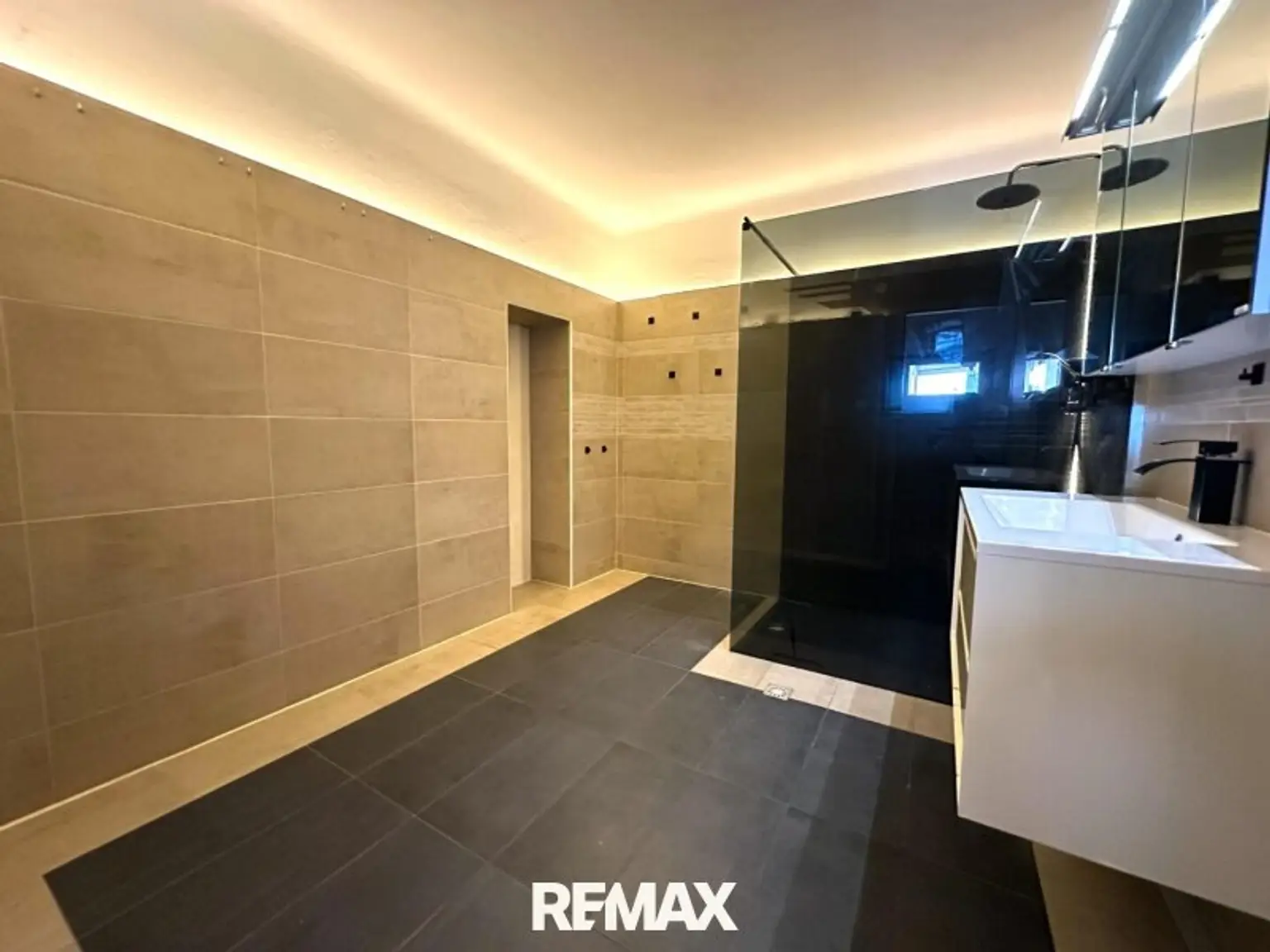 12_Badezimmer_2