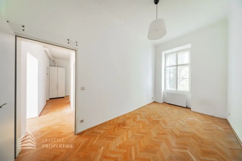 Helle 2-Zimmer Wohnung, Nähe Kutschkermarkt