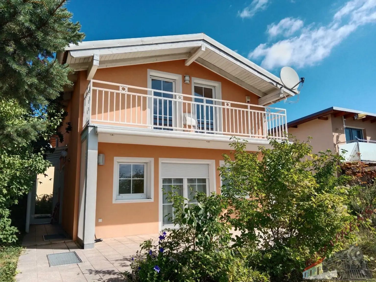 1230 Wien, Atzgersdorf,traumhaftes Miethaus, Südterrasse, 300m² Garten und  Balkon