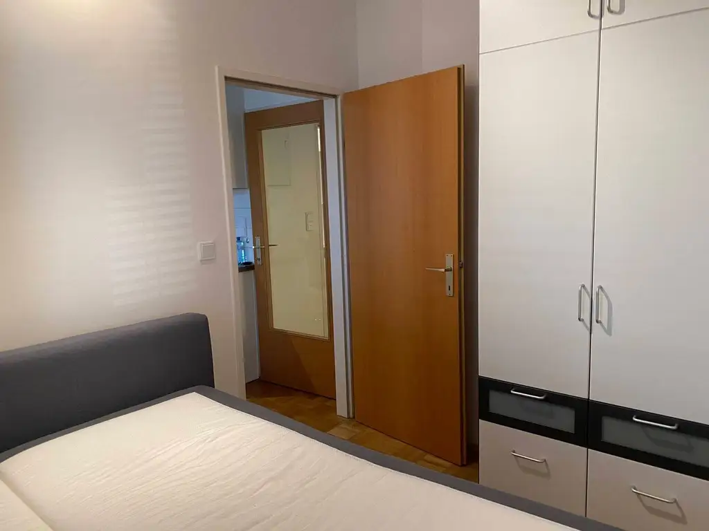 Moderne 2-Zimmer-Wohnung mit Loggia und Parkplatz in Graz Süd