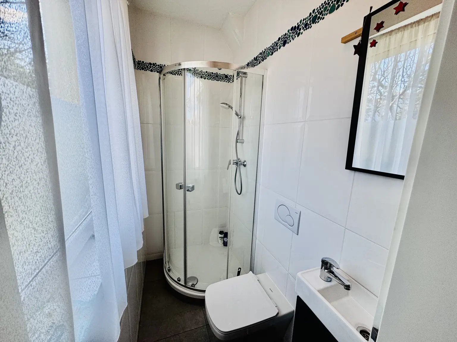 FAMILIENIDYLLE IN LEOPOLDAU – MODERNES EINFAMILIENHAUS NAHE U1