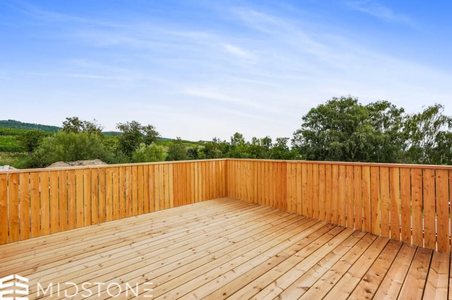*Moderne 4-Zimmer-Wohnung in Landersdorf* – Vollsaniert mit Terrasse und 2 Stellplätzen