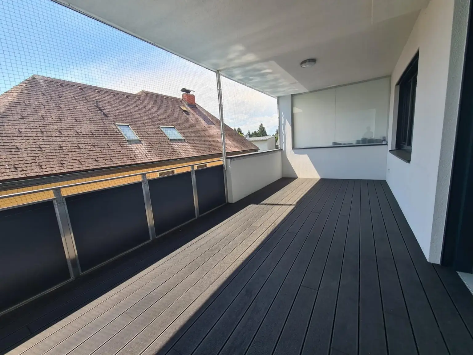 Neuwertige, wunderschöne 3-Zimmer-Wohnung mit großen Süd-Balkon