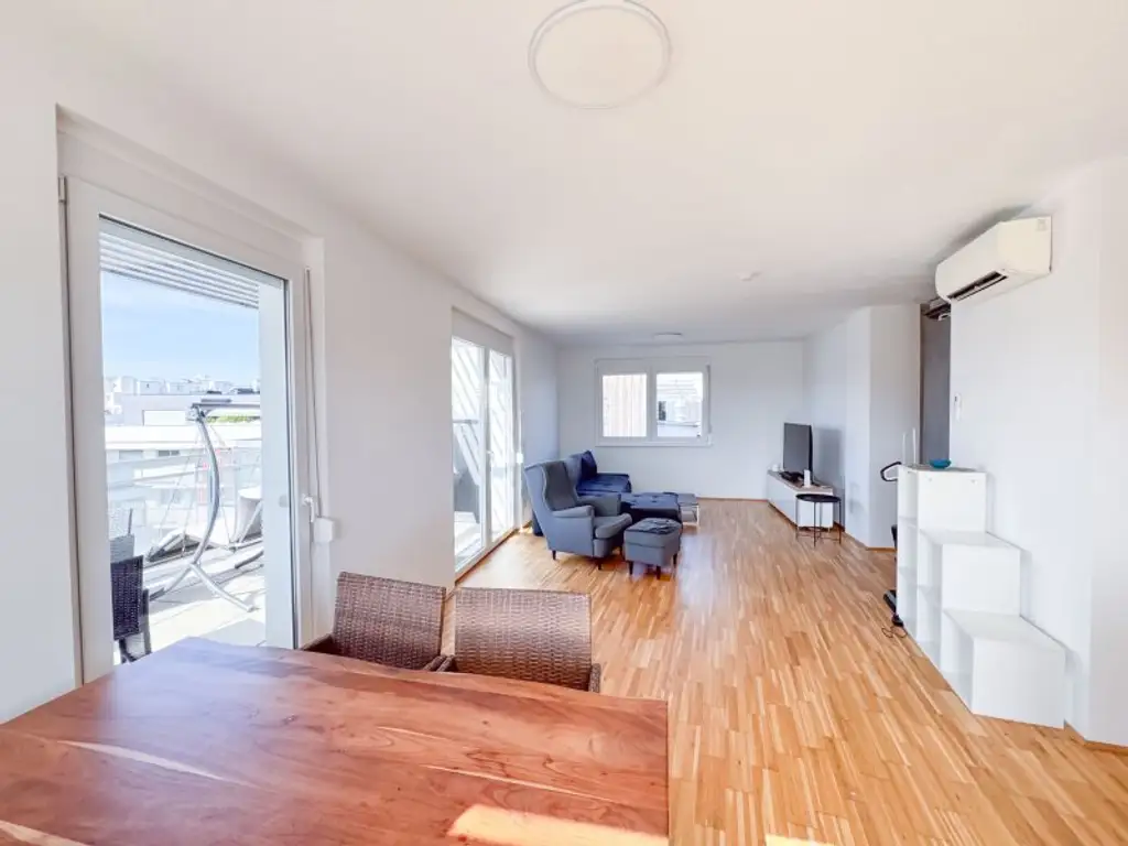 Exklusive 3-Zimmer-Maisonette mit traumhafter Terrassenfläche im Zentrum von Schwechat