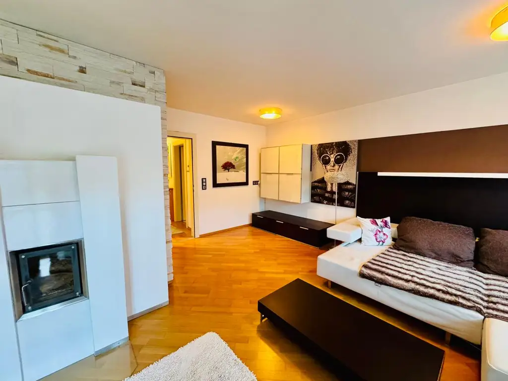 NEU! Natur. Ruhe. Lebensfreude. 4-Zimmer-Wohnung – möbliert, familienfreundlich & mit Bergblick