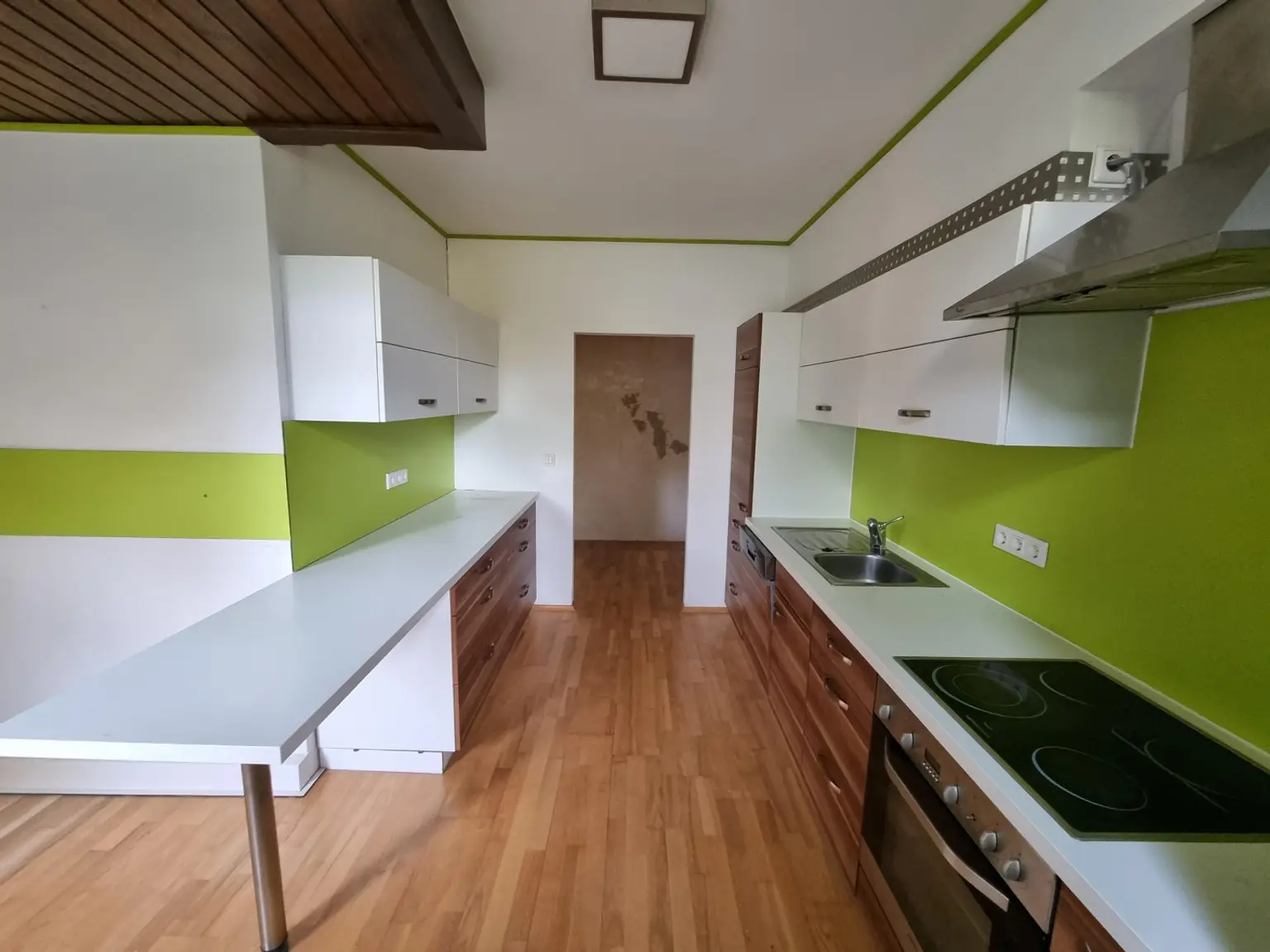 PROVISIONSFREI FÜR KÄUFER! 3-Zimmer-Altbauwohnung in St.Leonhard nahe den Ursulinen!