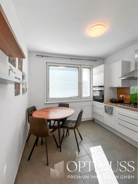Lichtdurchflutete 2,5 Zimmer Wohnung in Topp Lage mit grosser Loggia und Grünblick auf Donaukanal!