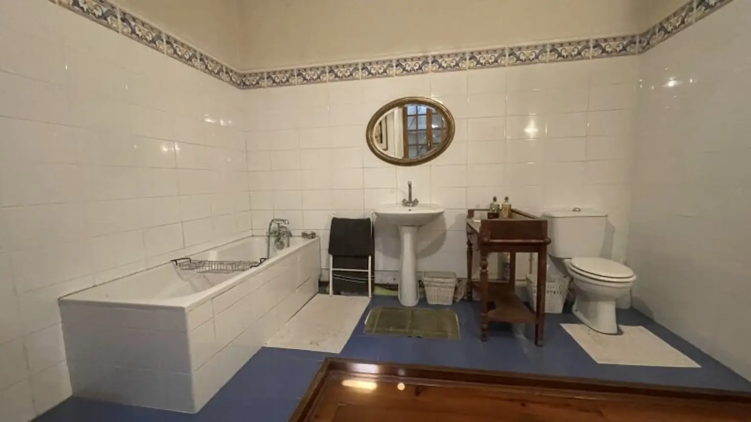 Traumhaftes Château in Südfrankreich mit Blick auf die Pyrenäen – nur 790.000 €