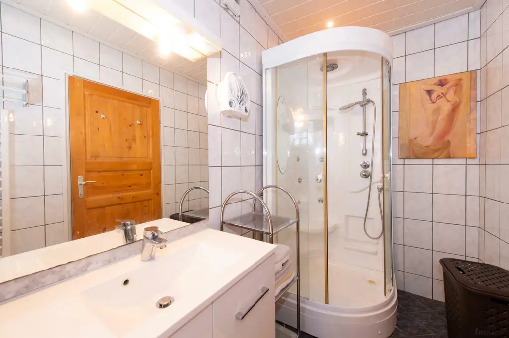 Laßnitzhöhe: Grundstück im Wert von € 430.000 + 509 m² Haus – alles zusammen nur € 595.000! Haus fast geschenkt!
