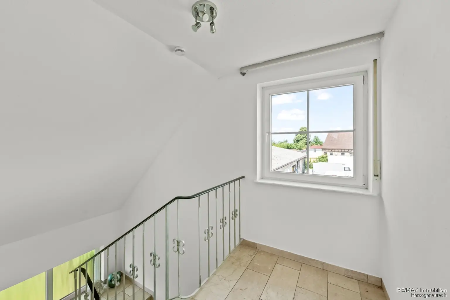 Treppenhaus DG