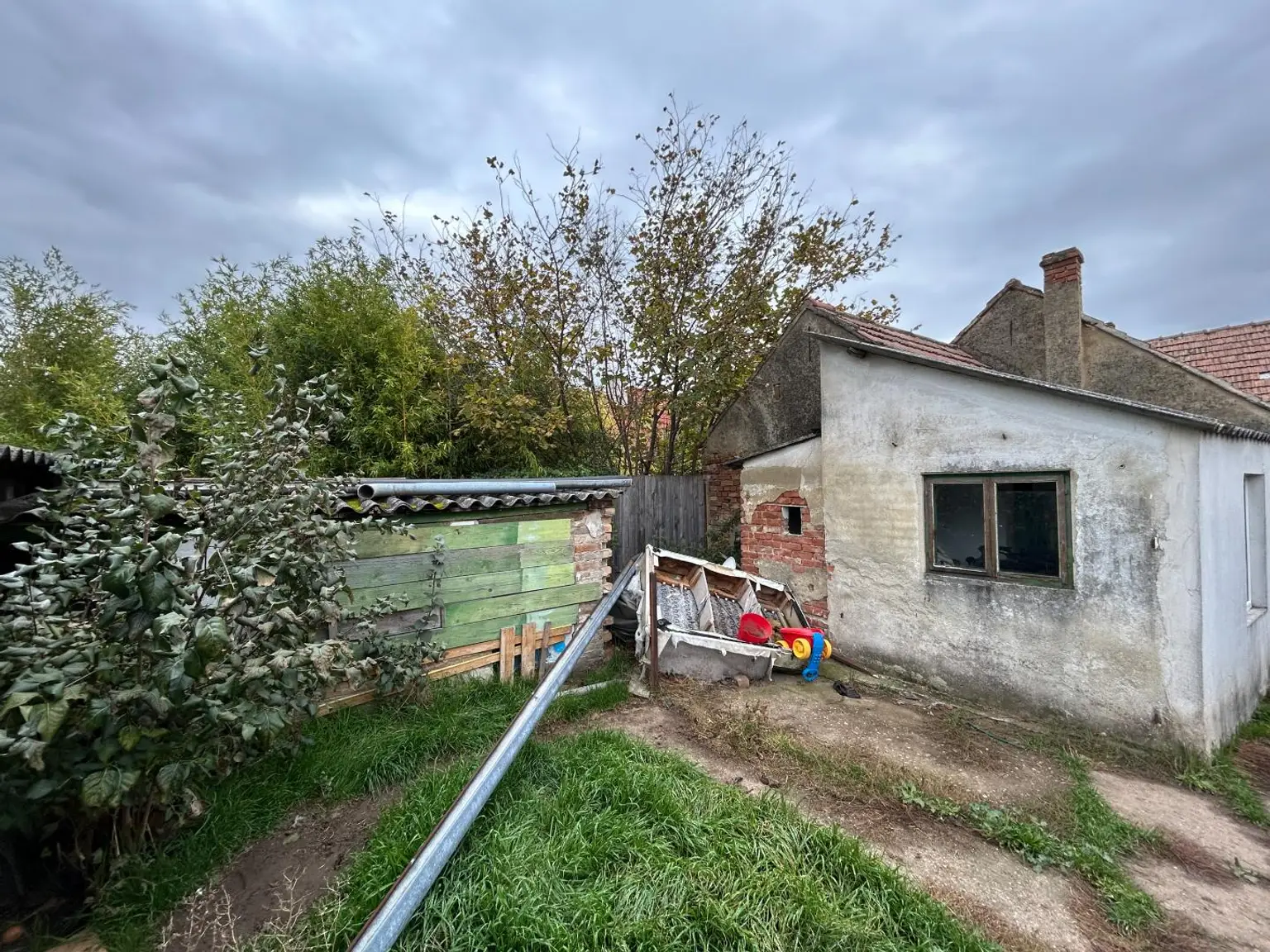 Charmantes Bauernhaus mit Ausbaupotenzial in ruhiger Lage