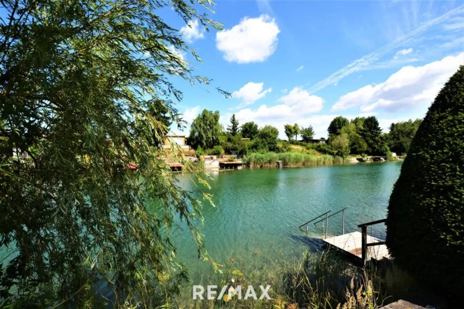 Blick auf Donau Oder Kanal