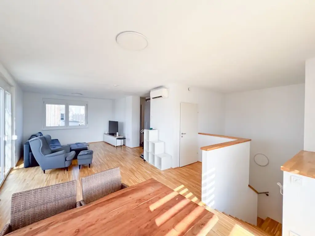 Exklusive 3-Zimmer-Maisonette mit traumhafter Terrassenfläche im Zentrum von Schwechat