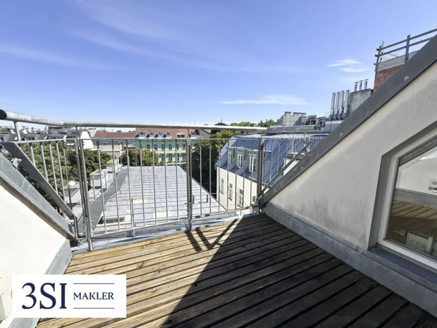 Traumblick! Urbanes Wohnen– 1,5-Zimmer-Juwel im 7. Bezirk mit riesiger Dachterrasse
