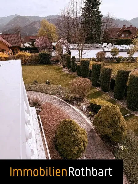 Wohnhaus mit Doppelgarage in bester Lage von St. Lorenzen!