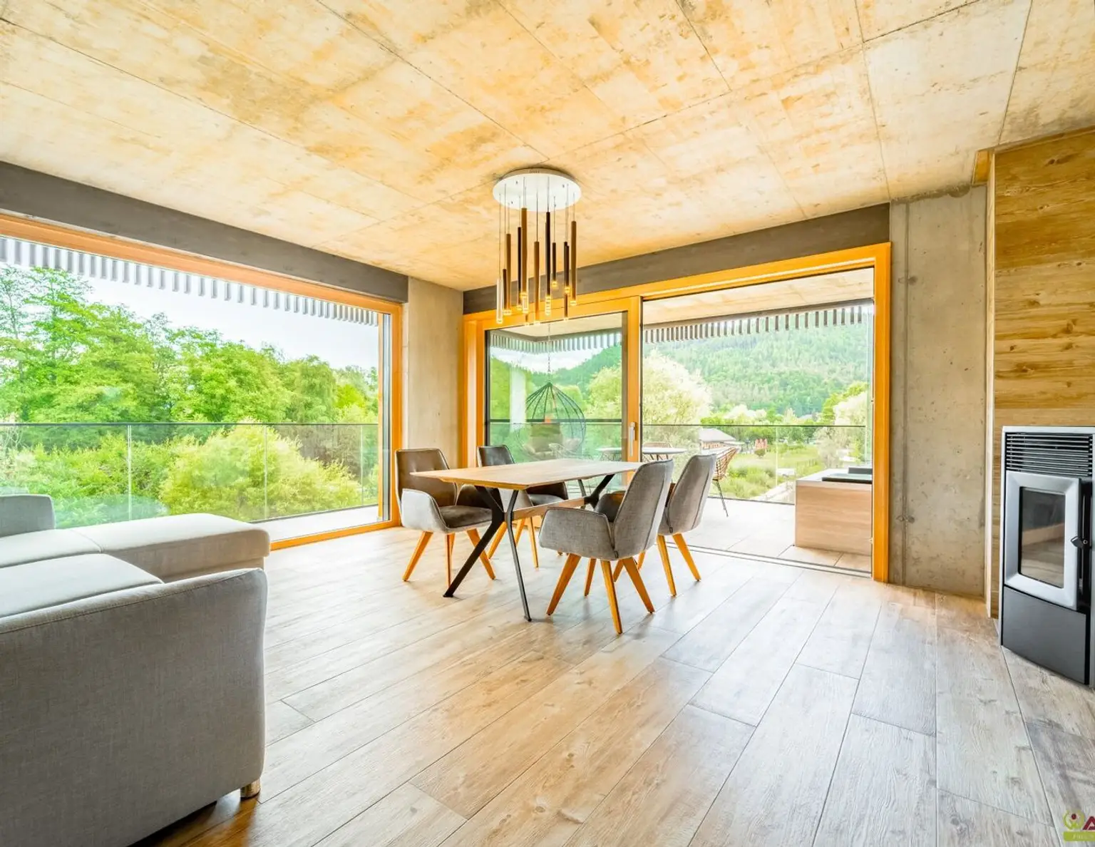 Investieren am See: Neubau-Apartment mit eigenem Liegeplatz und Seezugang, vorwiegend touristische Nutzung zulässig.