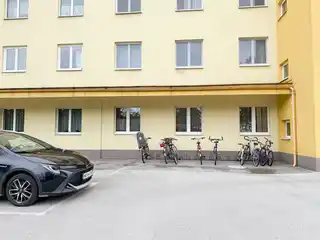 08 Fahrradabstellmög