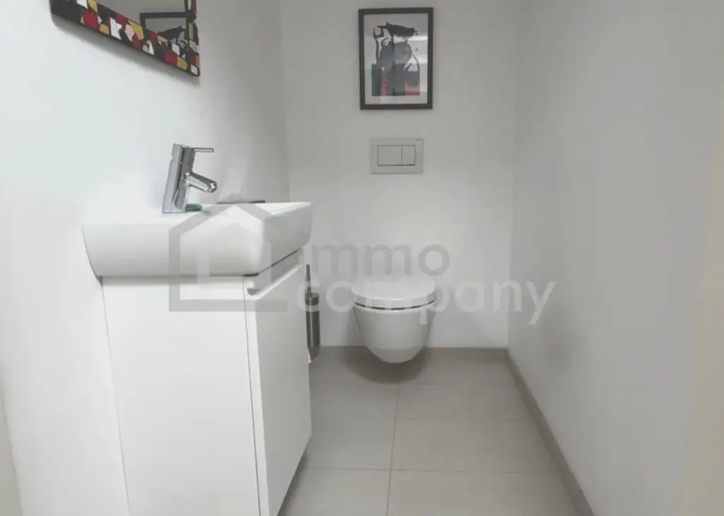 Neubau-3-Zimmer mit 14 m²-Balkon, Tiefgarage & Blick auf den Wienerberg