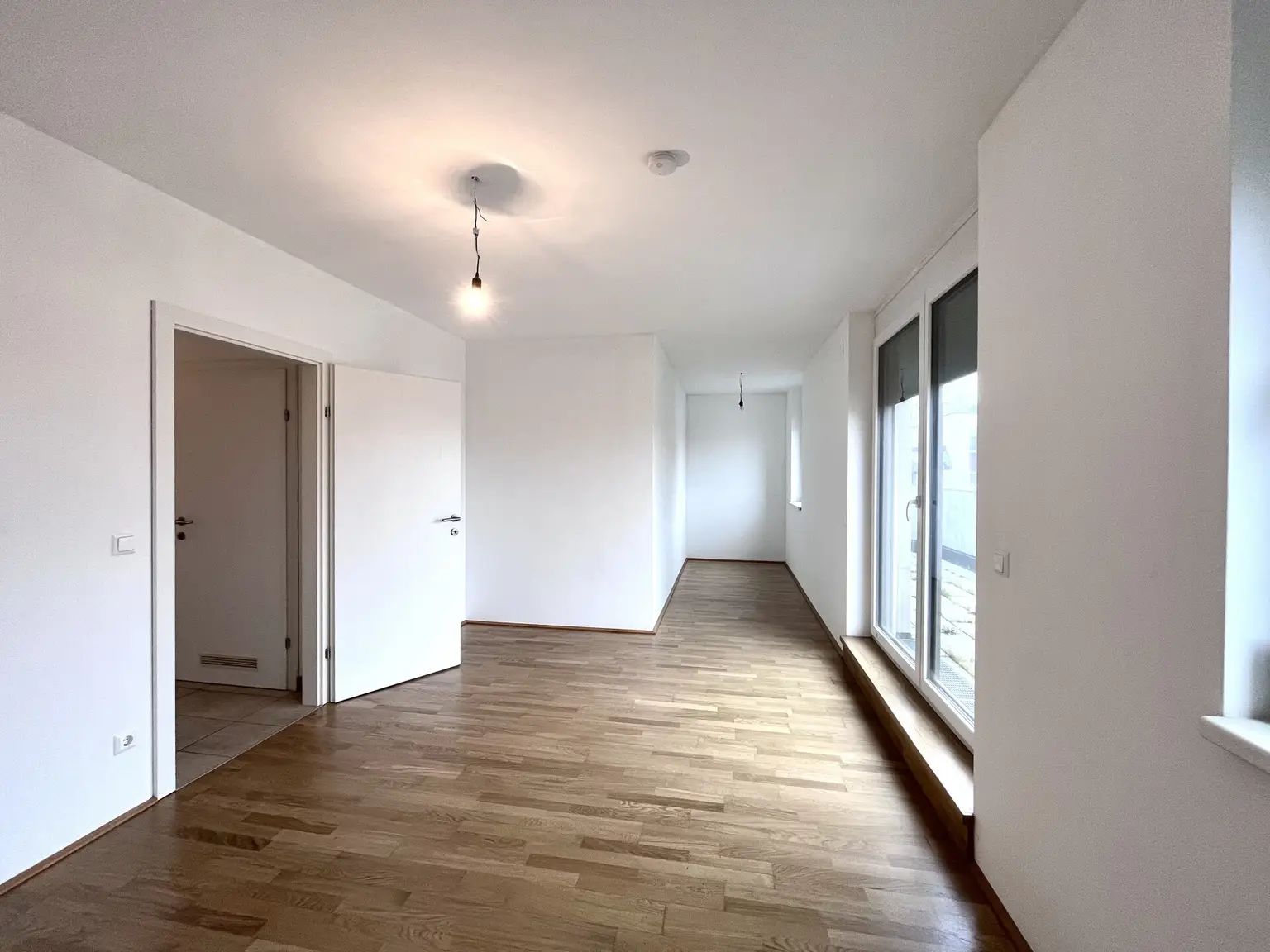 Dachgeschoß mit 3 Zimmer und 2 Terrassen!