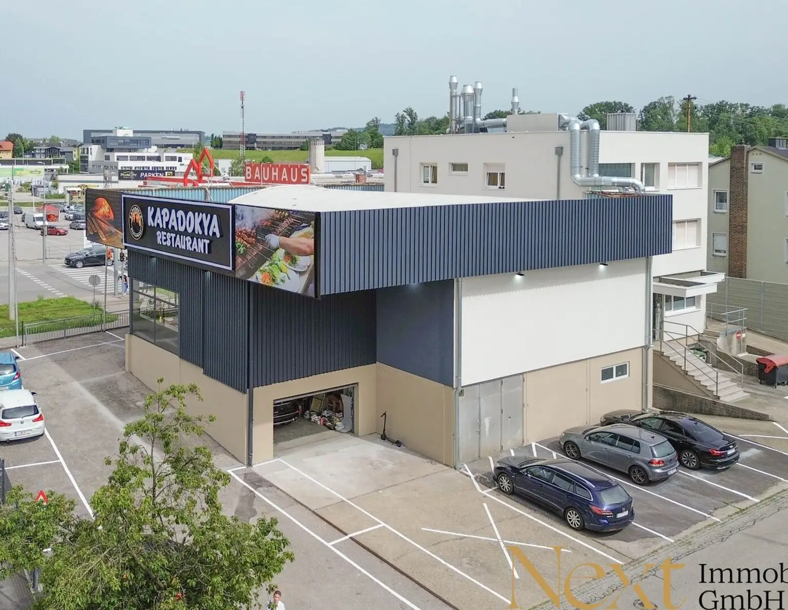 Anlageobjekt bestehend aus Gewerbe- und Büroräumlichkeiten sowie Betriebswohnungen in Pasching zu verkaufen!