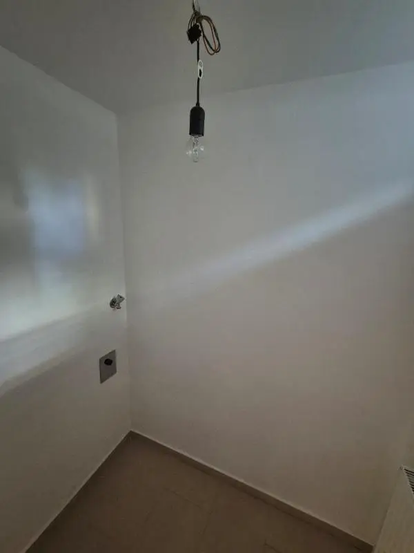 AR