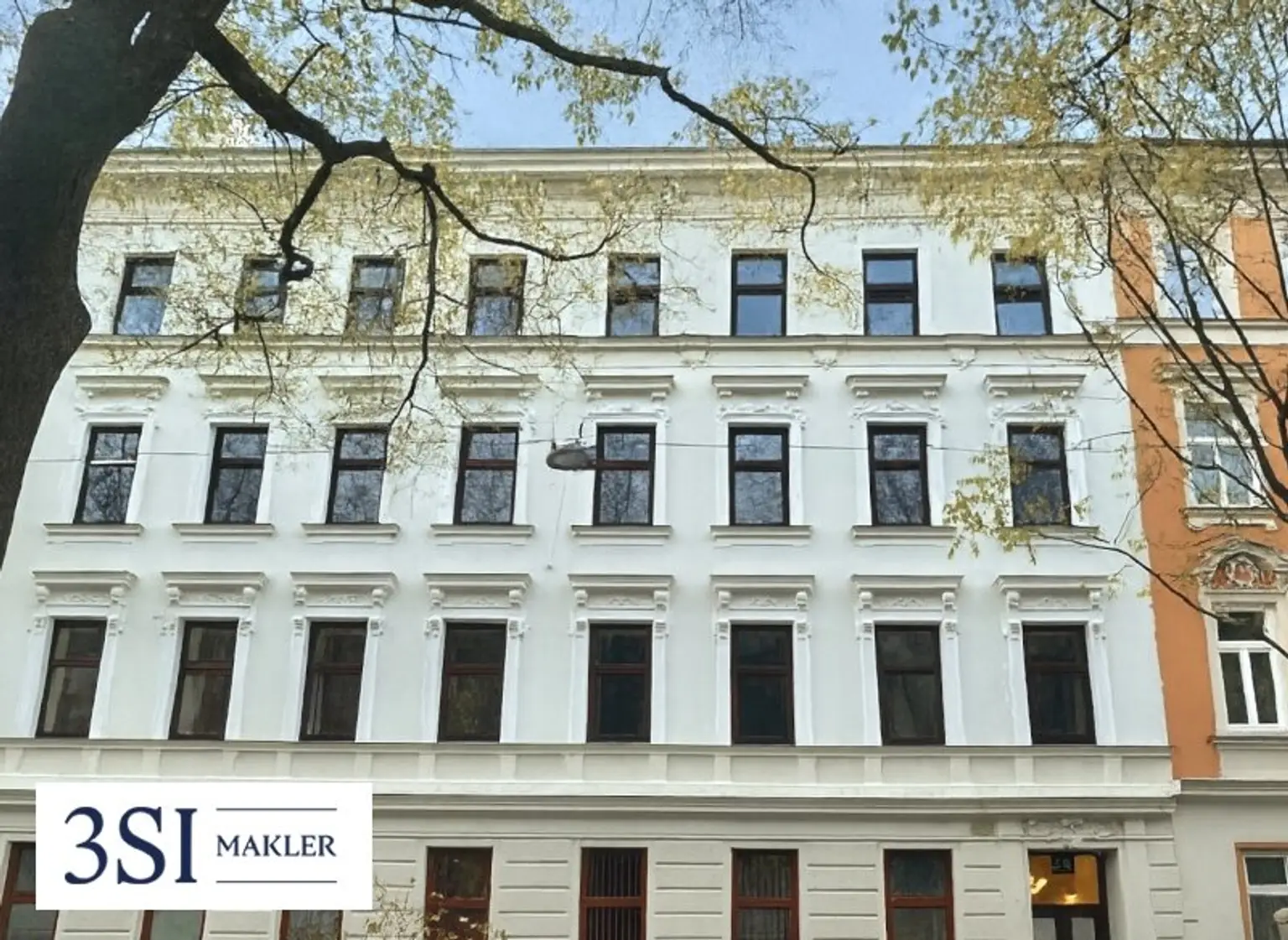 Exklusive 4-Zimmer-Altbauwohnung im 14. Bezirk mit idyllischem Balkon