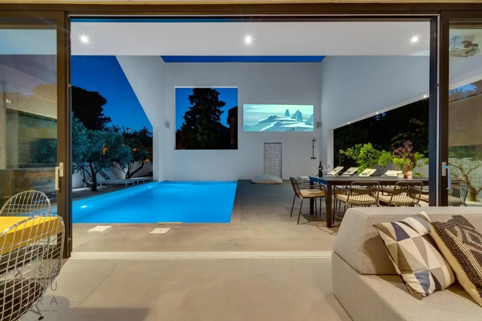 Amazing New Villa auf der Insel Brač – Mediterraner Luxus direkt am Meer