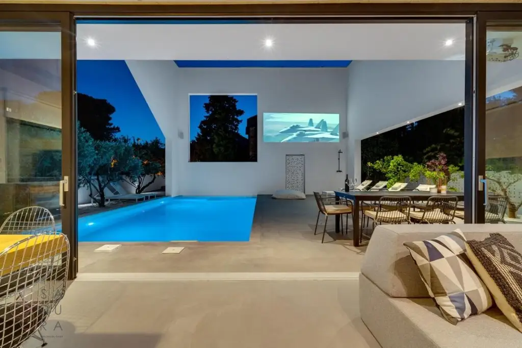 Amazing New Villa auf der Insel Brač – Mediterraner Luxus direkt am Meer