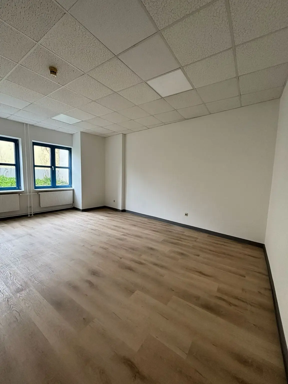 Büro - Praxis - Firmensitz zu vermieten!