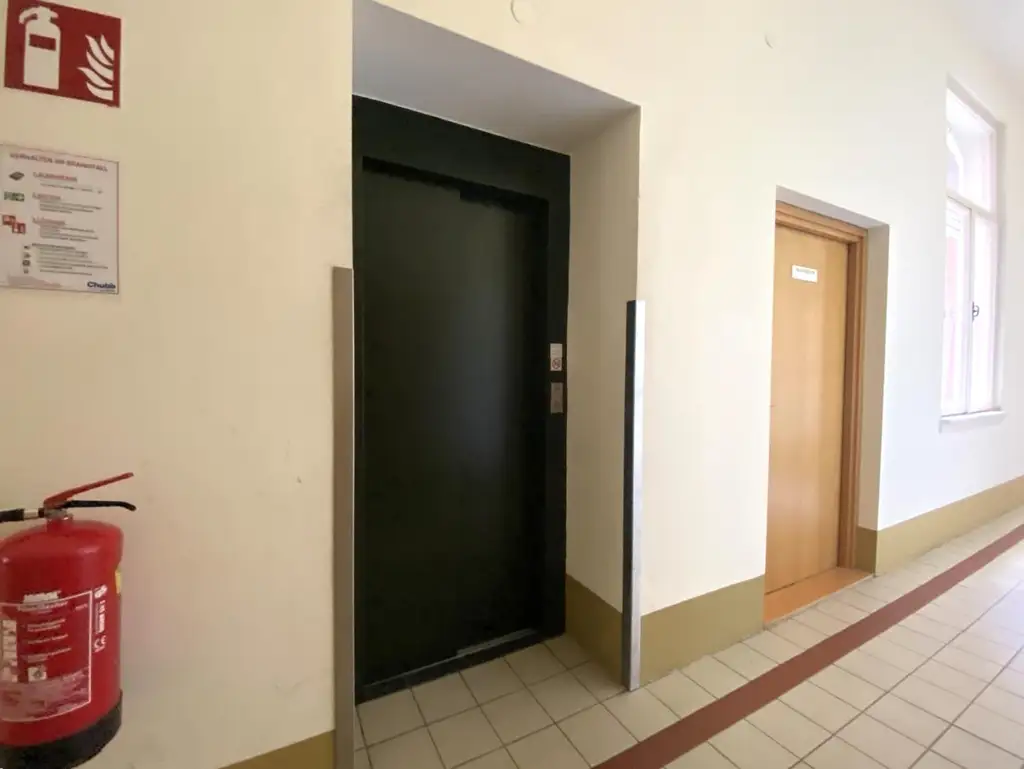 Unbefristet vermietete Wohnung nahe Hohe Warte und Wertheimsteinpark