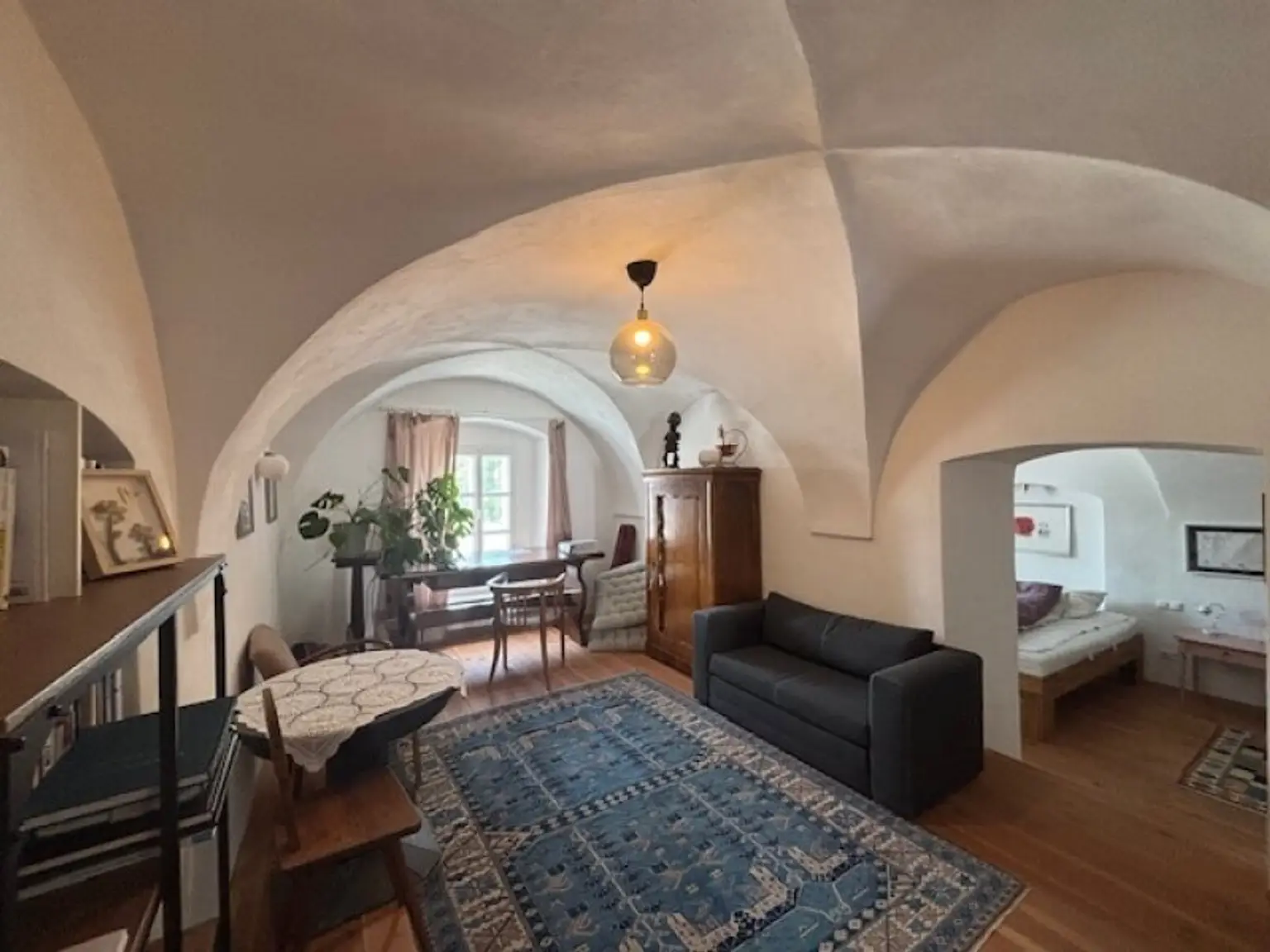 Breitenbrunn - historische (16.Jhd.), neu sanierte Wohnung samt Nebengebäuden und Garten im Ortszentrum