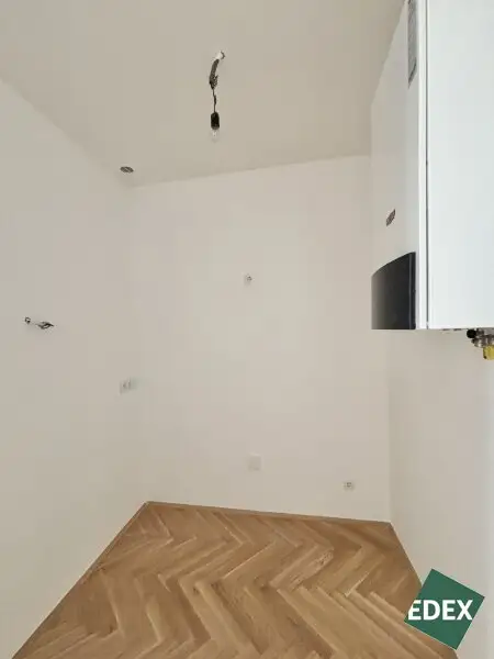 Erstbezug nach Generalsanierung – Charmante 2-Zimmer-Altbauwohnung in ruhiger Innenhoflage