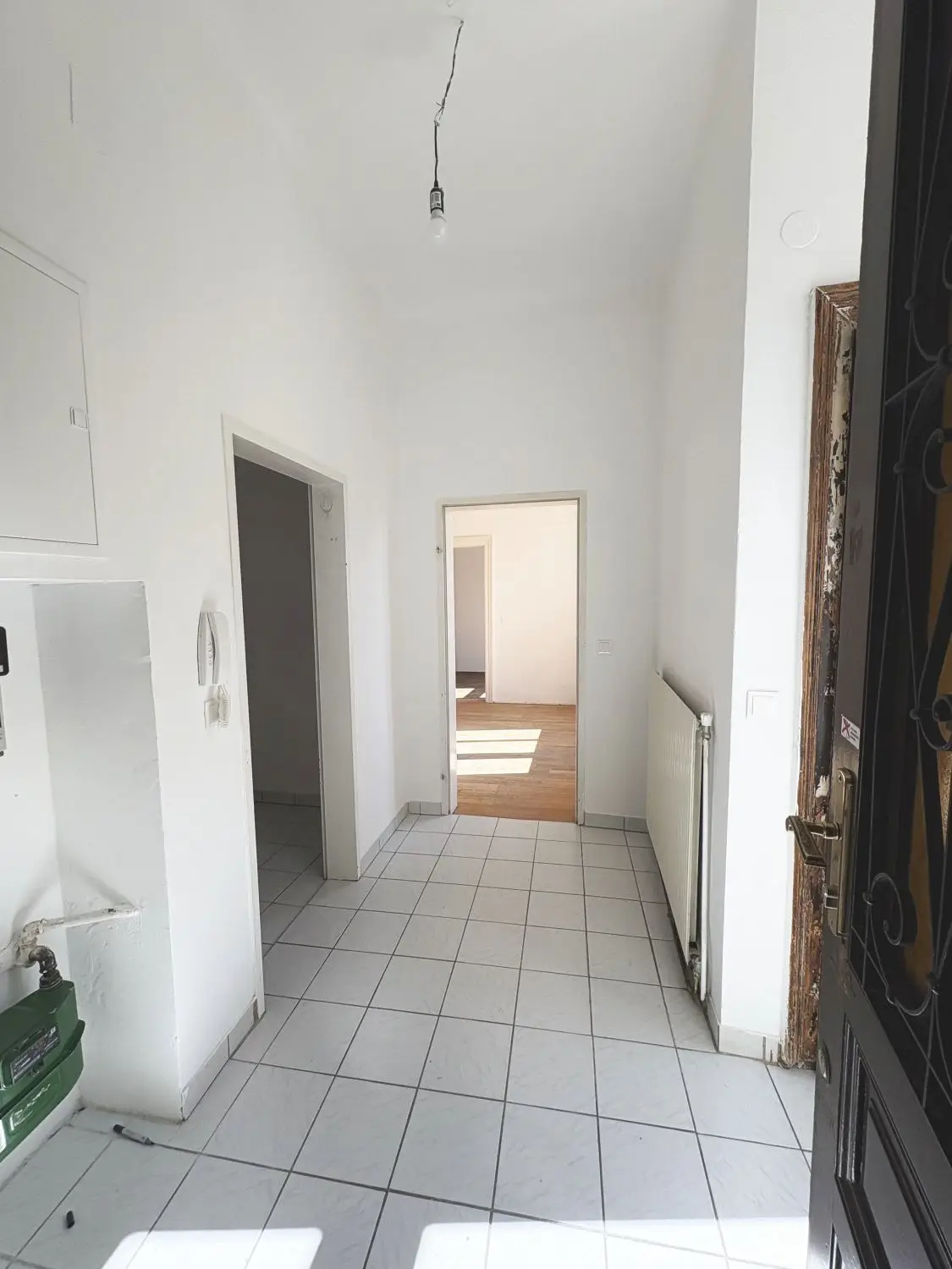 Gut aufgeteilte 3 Zimmer Wohnung mit neuer Küche -
Nähe Klinik Landstraße