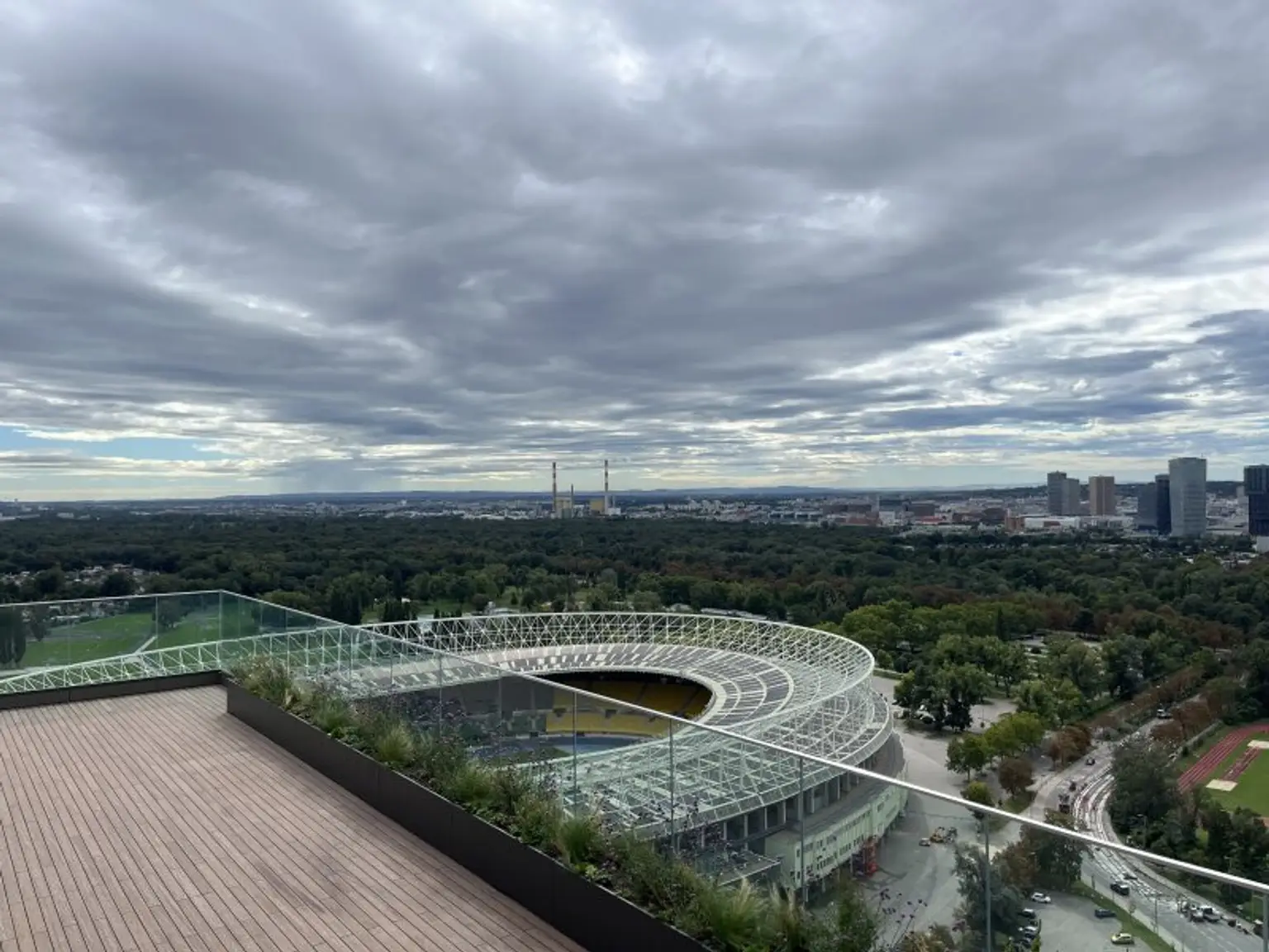 Grünblick über den Prater! Hypermoderes 2 Zimmer Terrassen-Appartment mit traumhafter Aussicht!