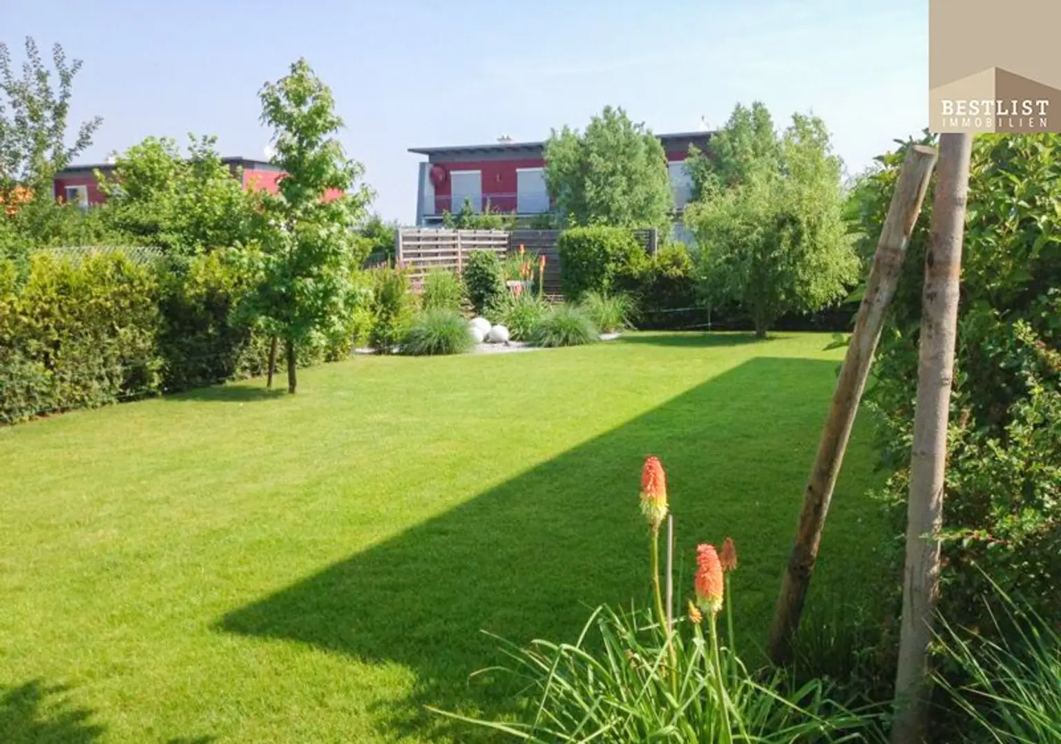 Großzügiges Wohnen mit Stil – Top gepflegtes Einfamilienhaus mit Charme