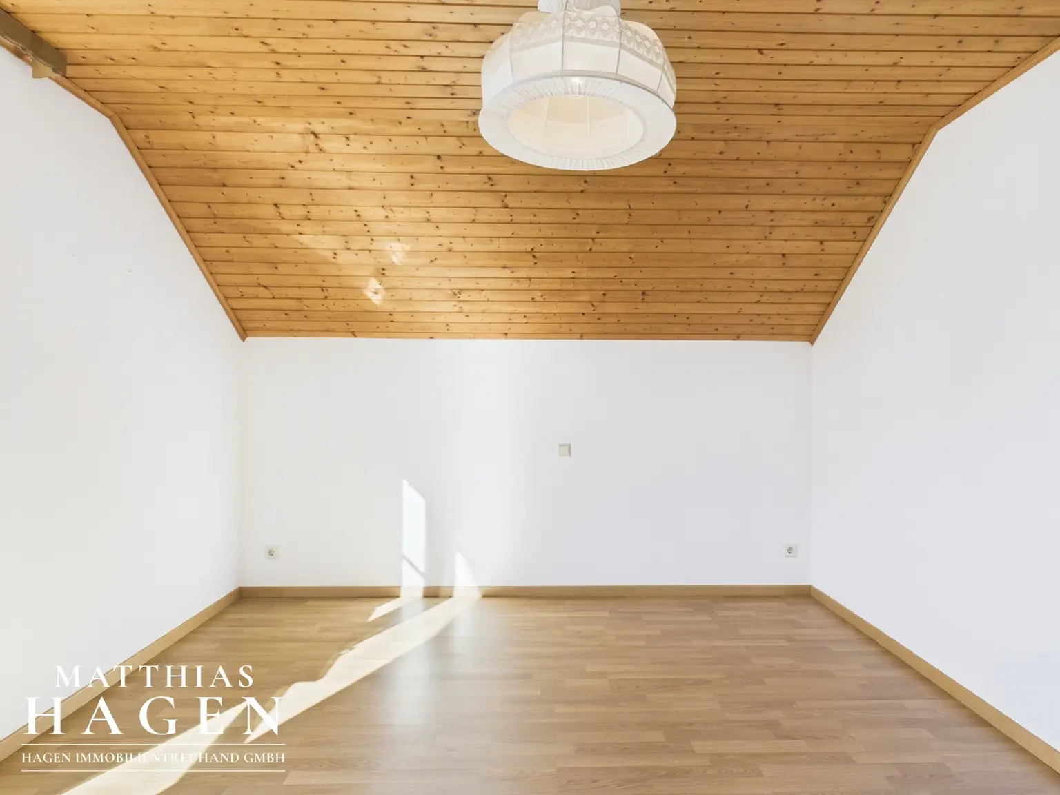 Gepflegtes Einfamilienhaus im Hatlerdorf - sofort verfügbar