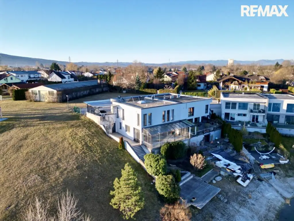 Wohnen am Wasser - ca. 189 m² Wohnfläche & direkter Seezugang auf Pachtgrund!